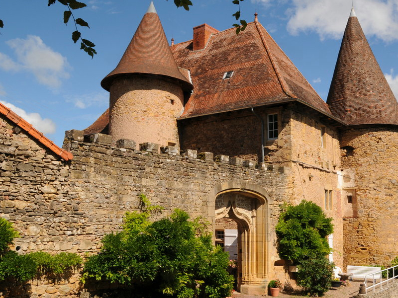 Burgundy Castle