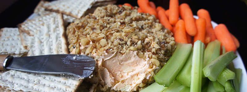Find out how to make a Manischewitz cheese ball