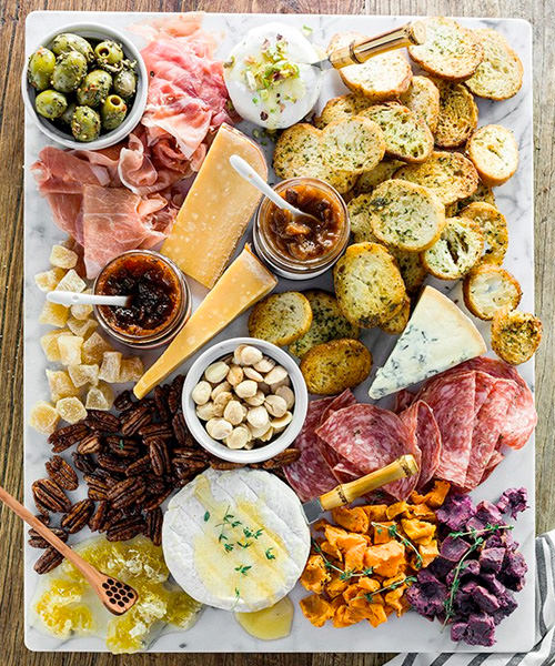 15 Swoon-Worthy Cheese &amp; Charcuterie Boards Garlic Toast Cheese Sweet Potato Olives 