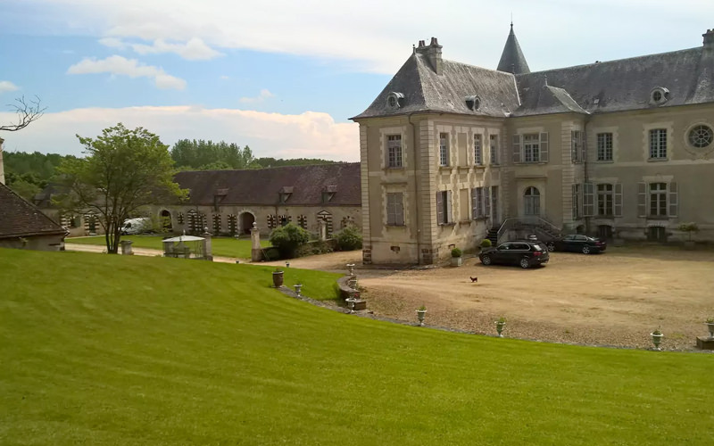 8 Extravagant Loire Valley Air BnBs To Rent This Summer