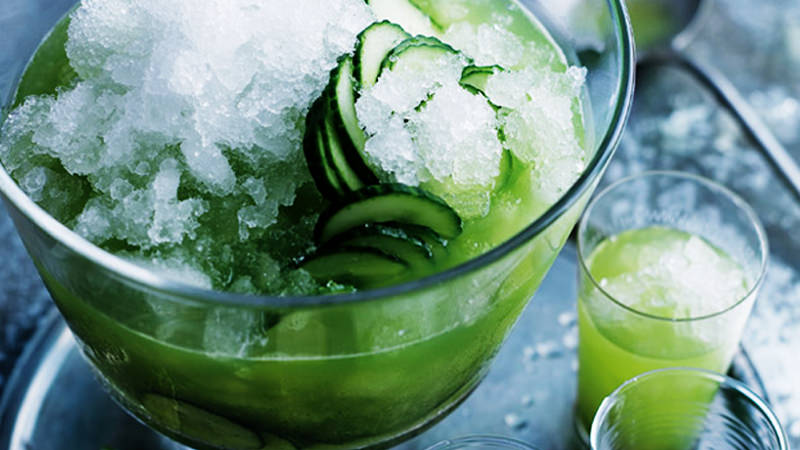 This Lemongrass and Cucumber Caprioska is a great cooling agent based cocktail to help beat the heat