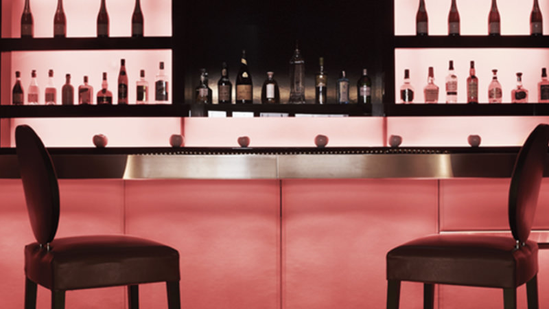 Air France's La Premiere Lounge s one of the best airport lounge bars in the world