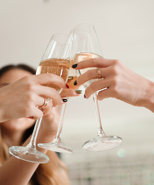 5 Tips for Hosting the Perfect Sparkling Wine Tasting