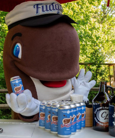 Carvel Made Fudgie the Beer With Captain Lawrence Brewing, And We Are Losing Our Minds