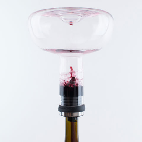 This wine breather decanter is the fastest decanter on the market