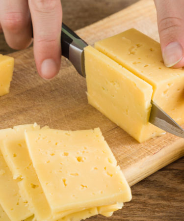 The Right Knives to Use With Every Type of Cheese (Infographic)