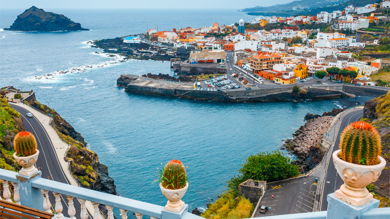 Tenerifé is one of the top 10 wine travel destinations for 2020.