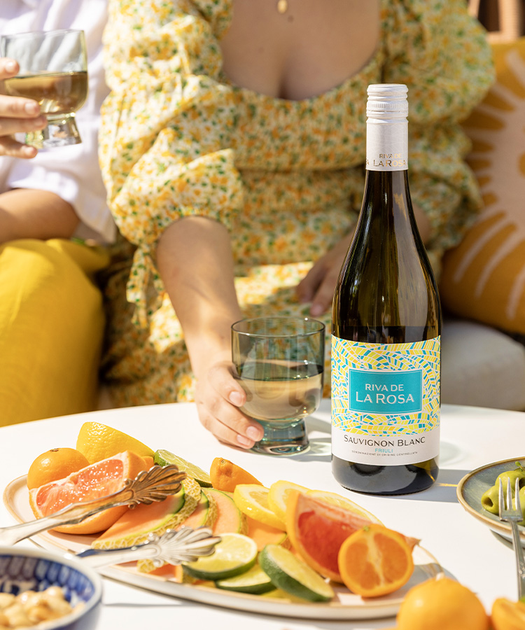 Dive in to Summer With Riva de la Rosa White Wines